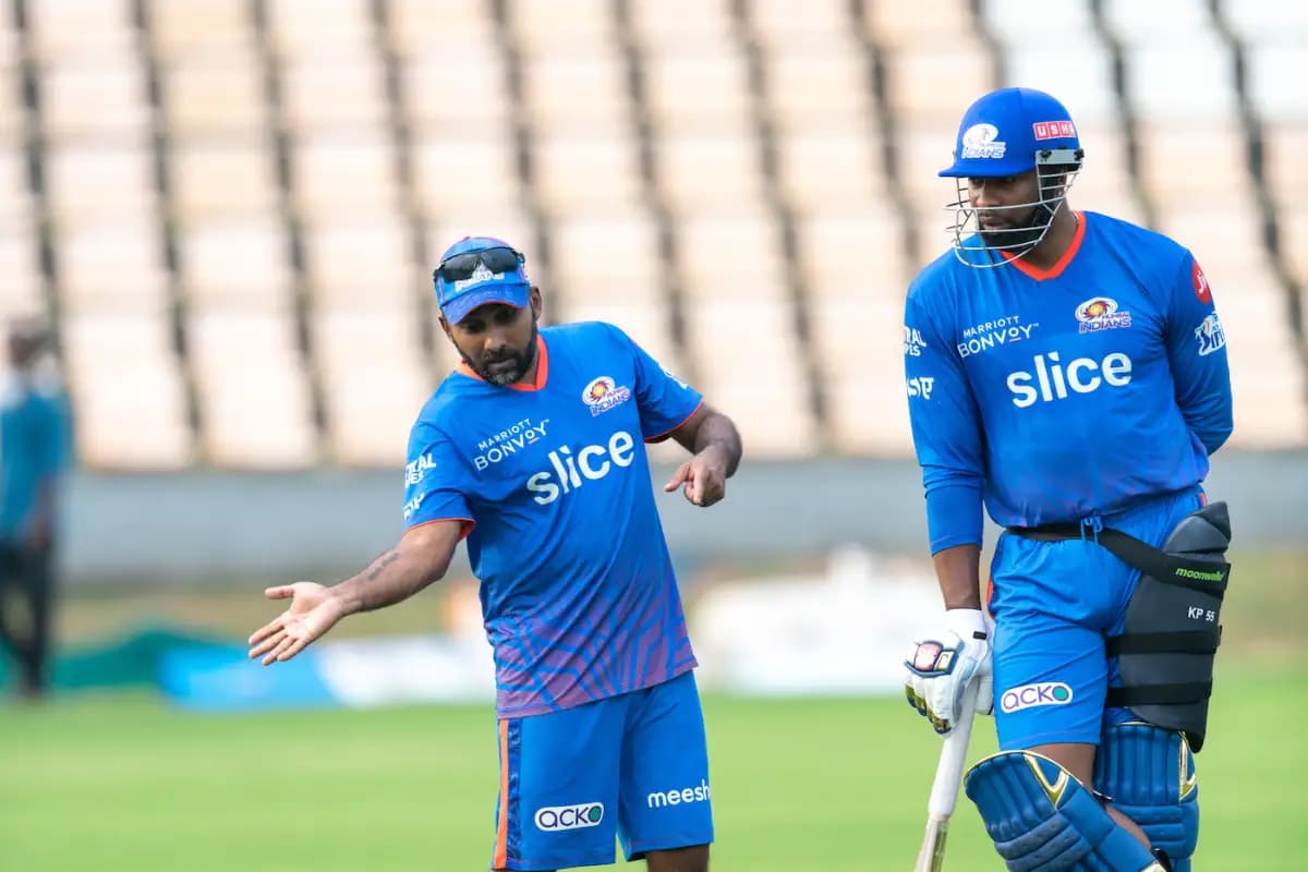 Jayawardene: Missed Chances and Poor Execution Cost MI a Spot in IPL 2025 Final