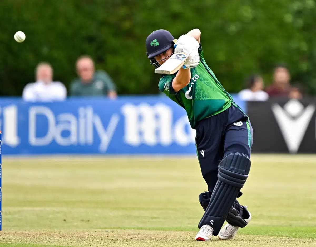 Prendergast and Bryce Half-Centuries Guide The Blaze Into Semi-Finals