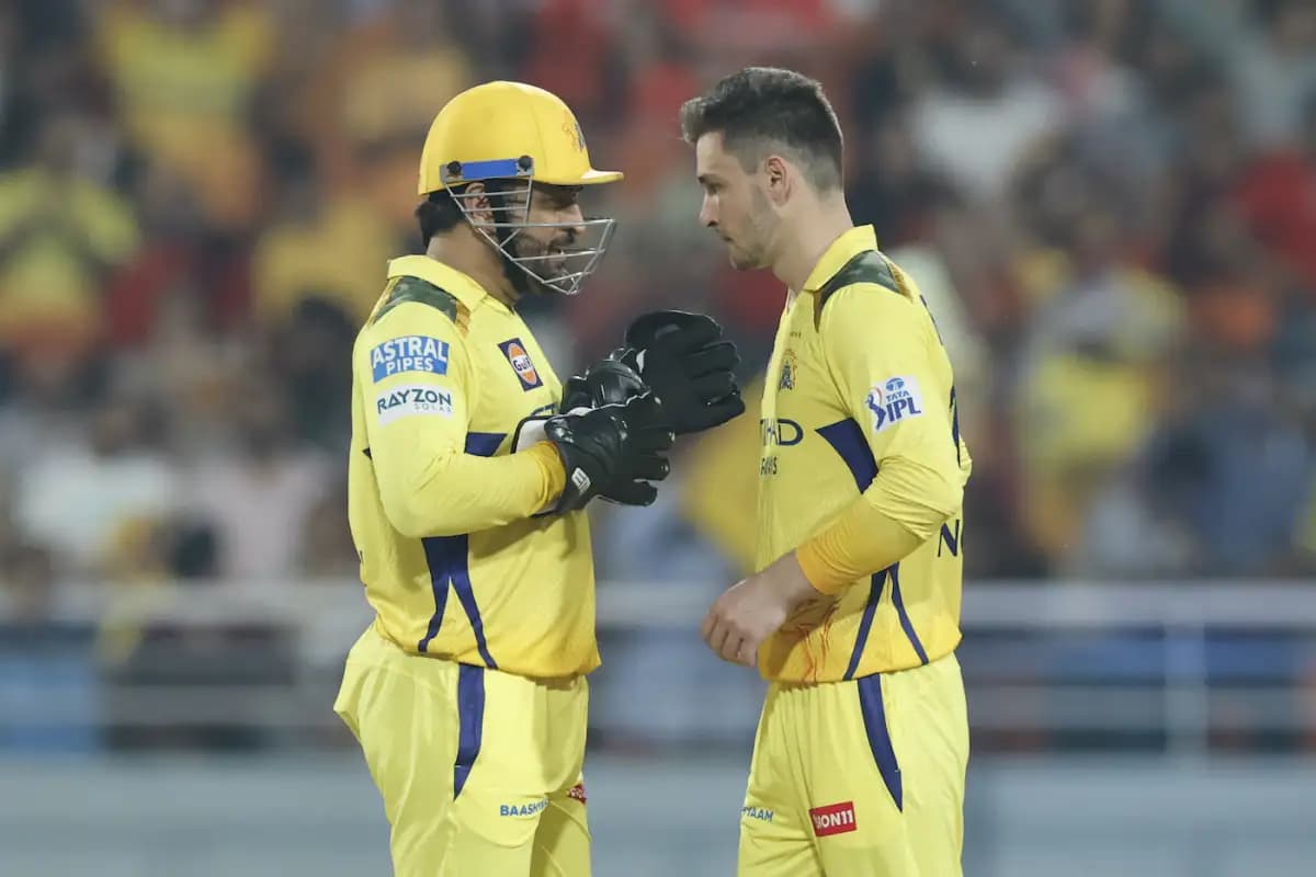 KKR Crush CSK to Hand Them Fifth Straight Defeat