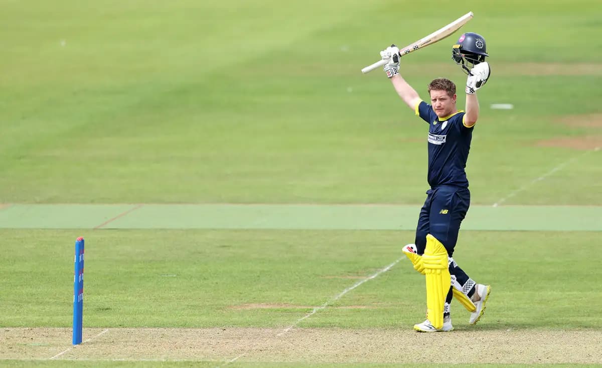 Brown’s Steady 71 Sets Platform as Hampshire Bowlers Seal Victory