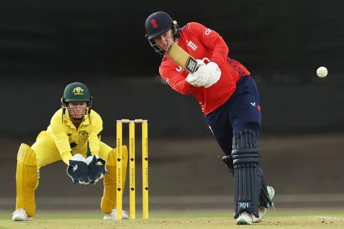 Armitage's Heroics Power Durham to Emphatic Win Over Lancashire in Century Showdown