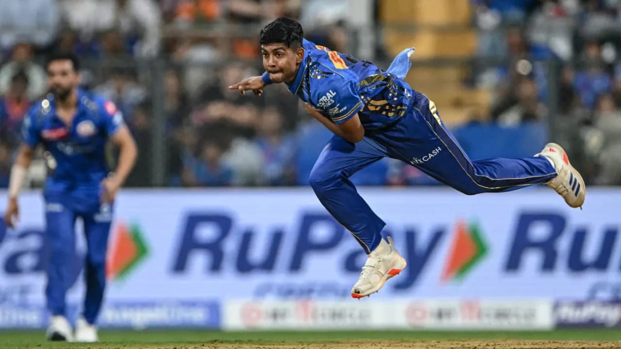 Rookies Ashwani and Rickelton guide MI to their maiden victory