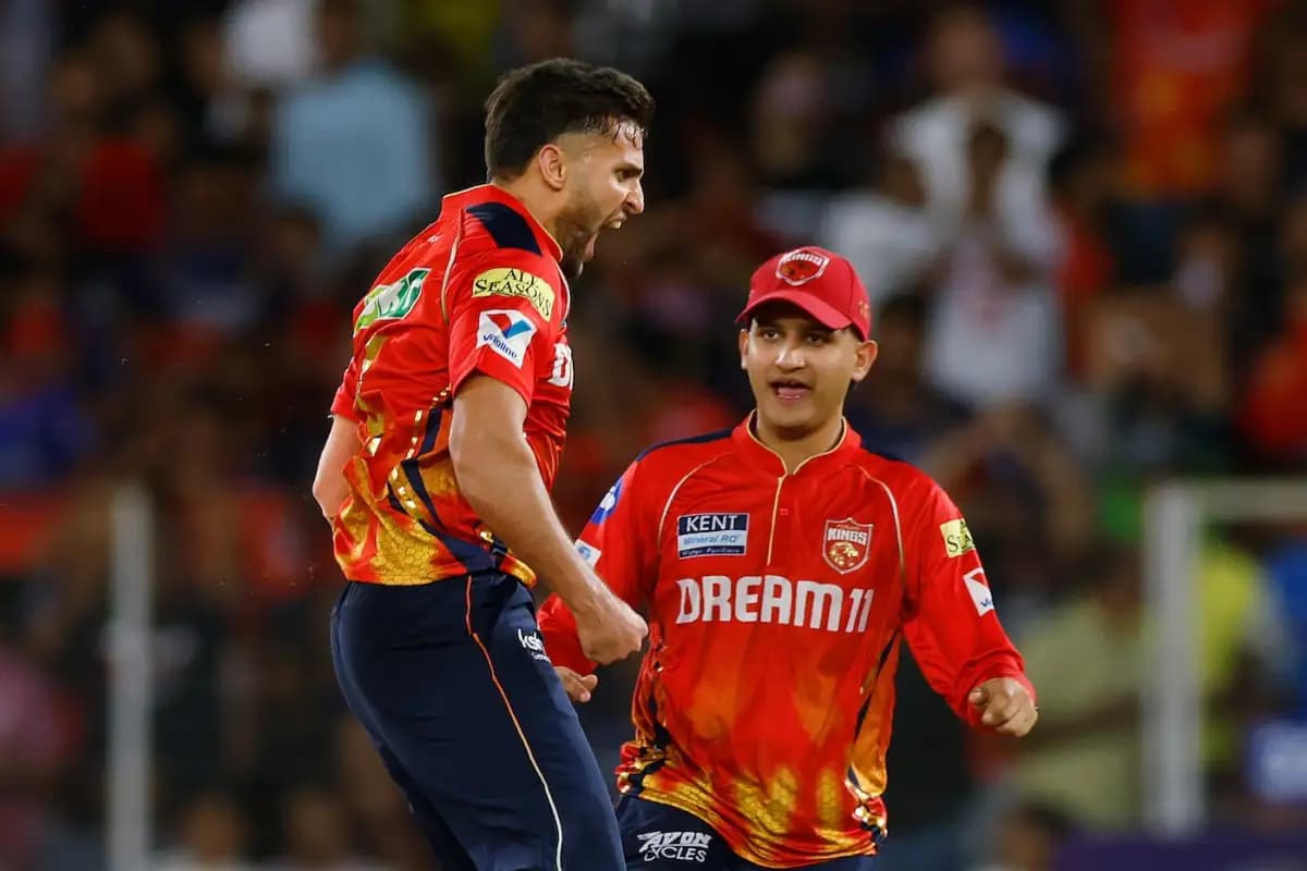 Omarzai, Khaled Shine as Rangpur Riders Edge Past Hurricanes in GSL Thriller