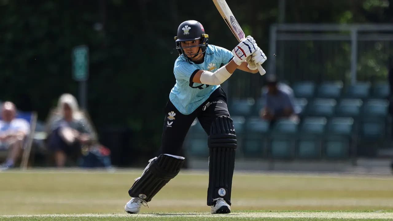 Jones and Smale Shine as Surrey and Lancashire Power into T20 Women’s County Cup Semi-Finals