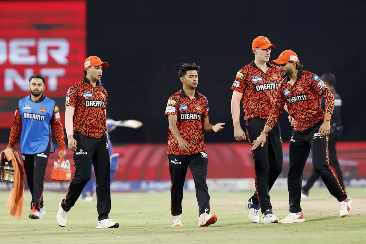Dhoni's 400th T20 Marks Crucial Clash as CSK and SRH Enter Must-Win Territory