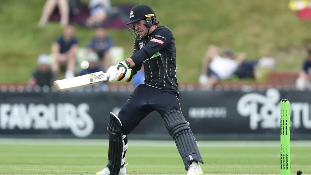 Kelly, Abbas Earn First New Zealand Call-Ups; Williamson to Miss Pakistan ODIs