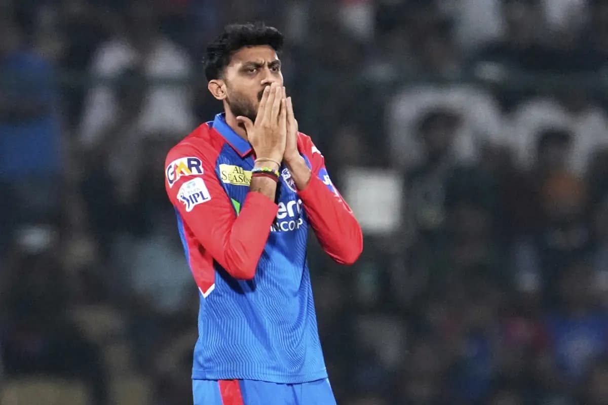 Did Axar make the wrong call with his death-over bowlers?