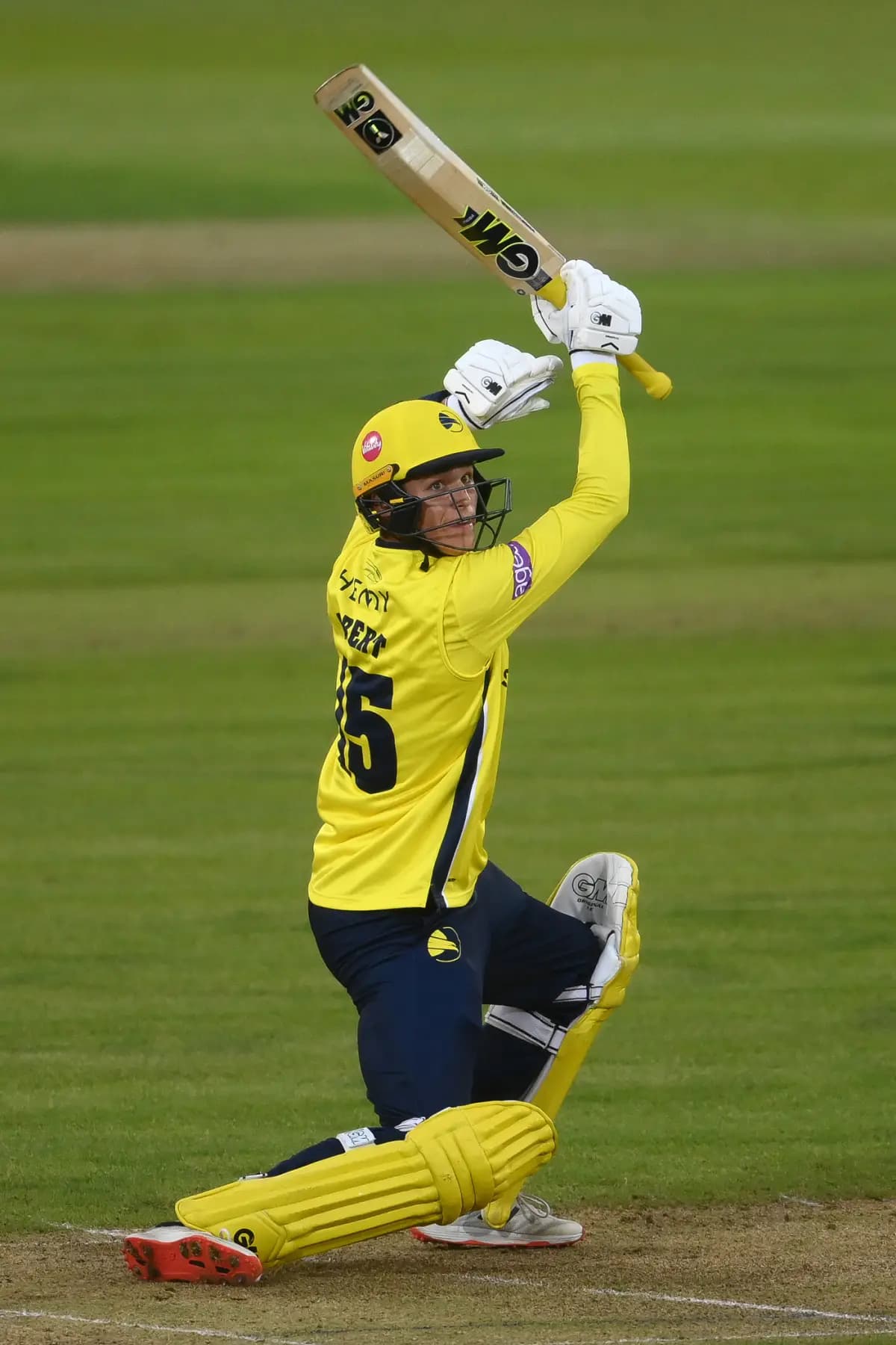Toby Albert Shines with 98 as Hampshire Hawks Overwhelm Glamorgan