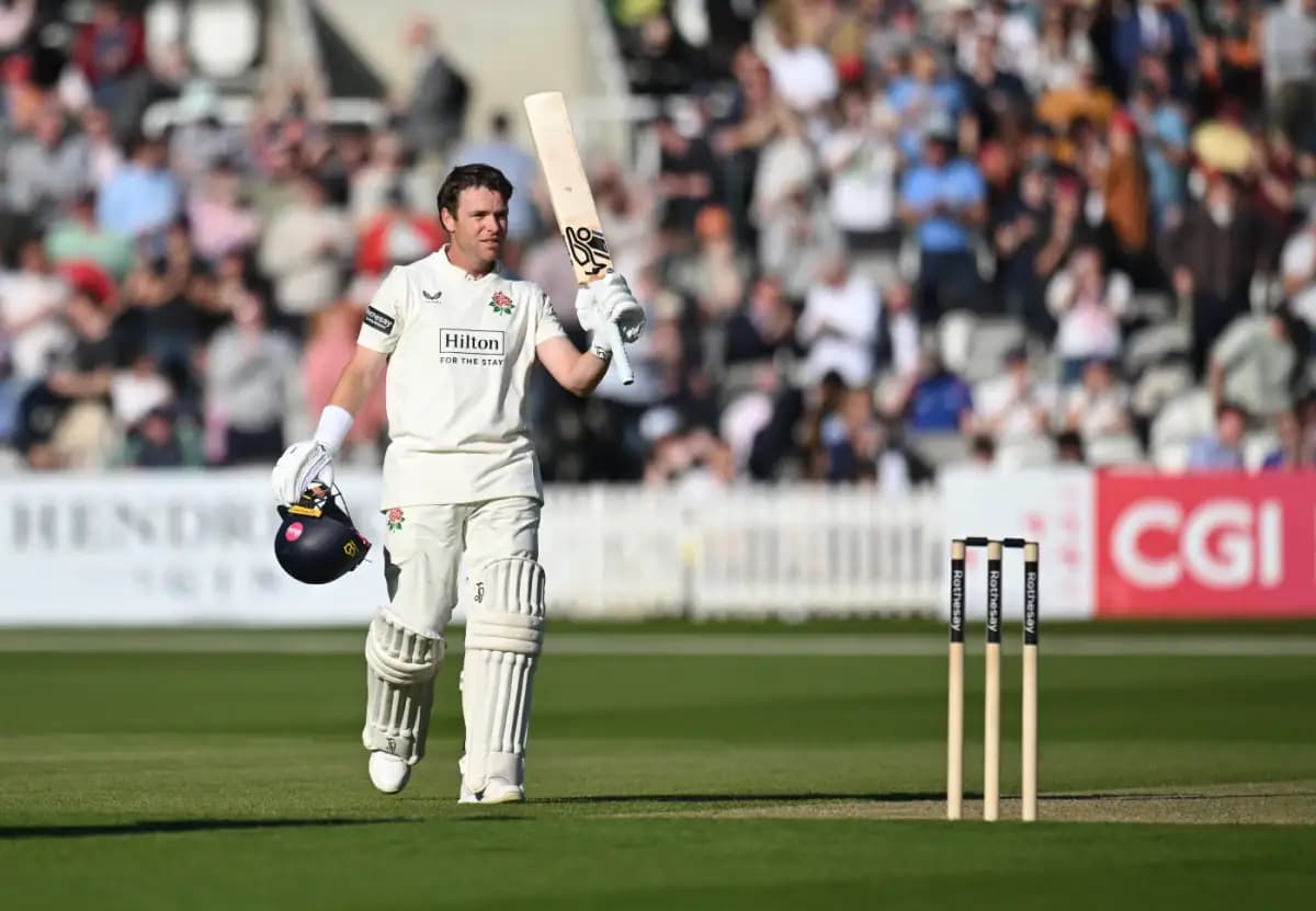 Lancashire Hand Marcus Harris Two-Year Extension Amid Turbulent Season