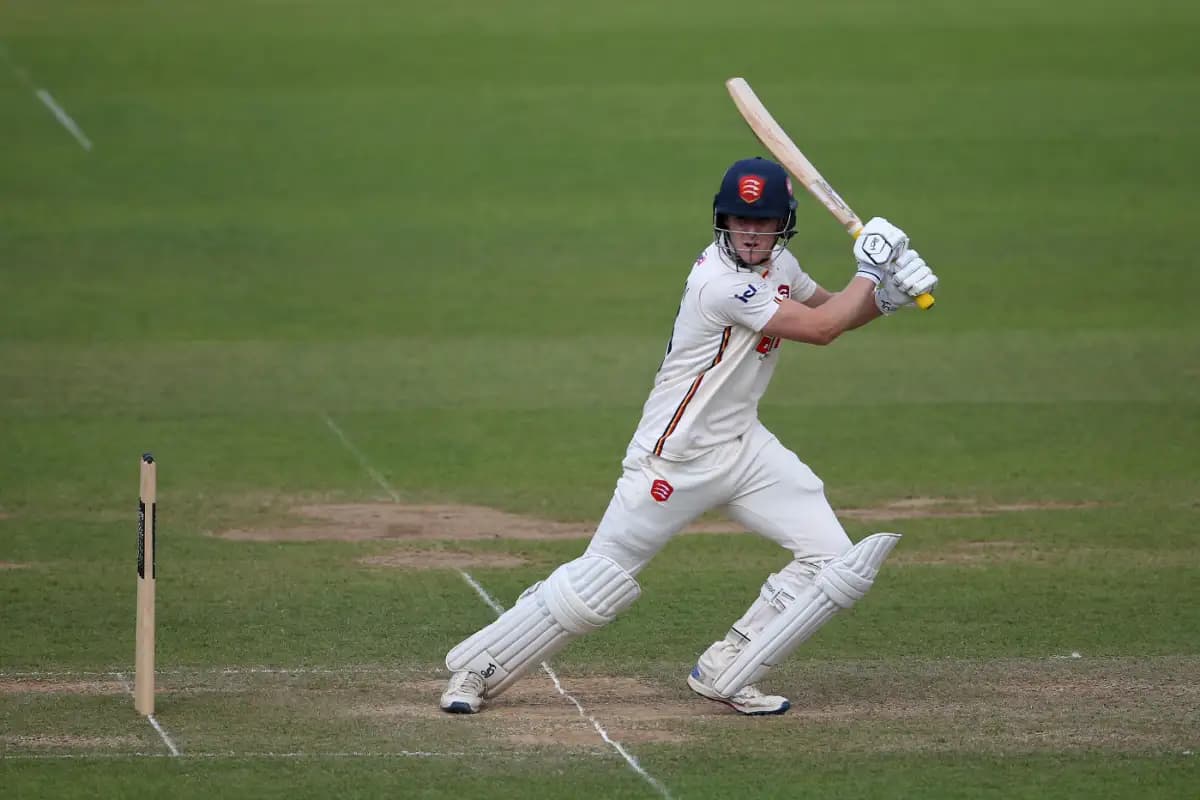 Charlie Allison Hits Back-to-Back Centuries to Put Essex in Command Against Hampshire