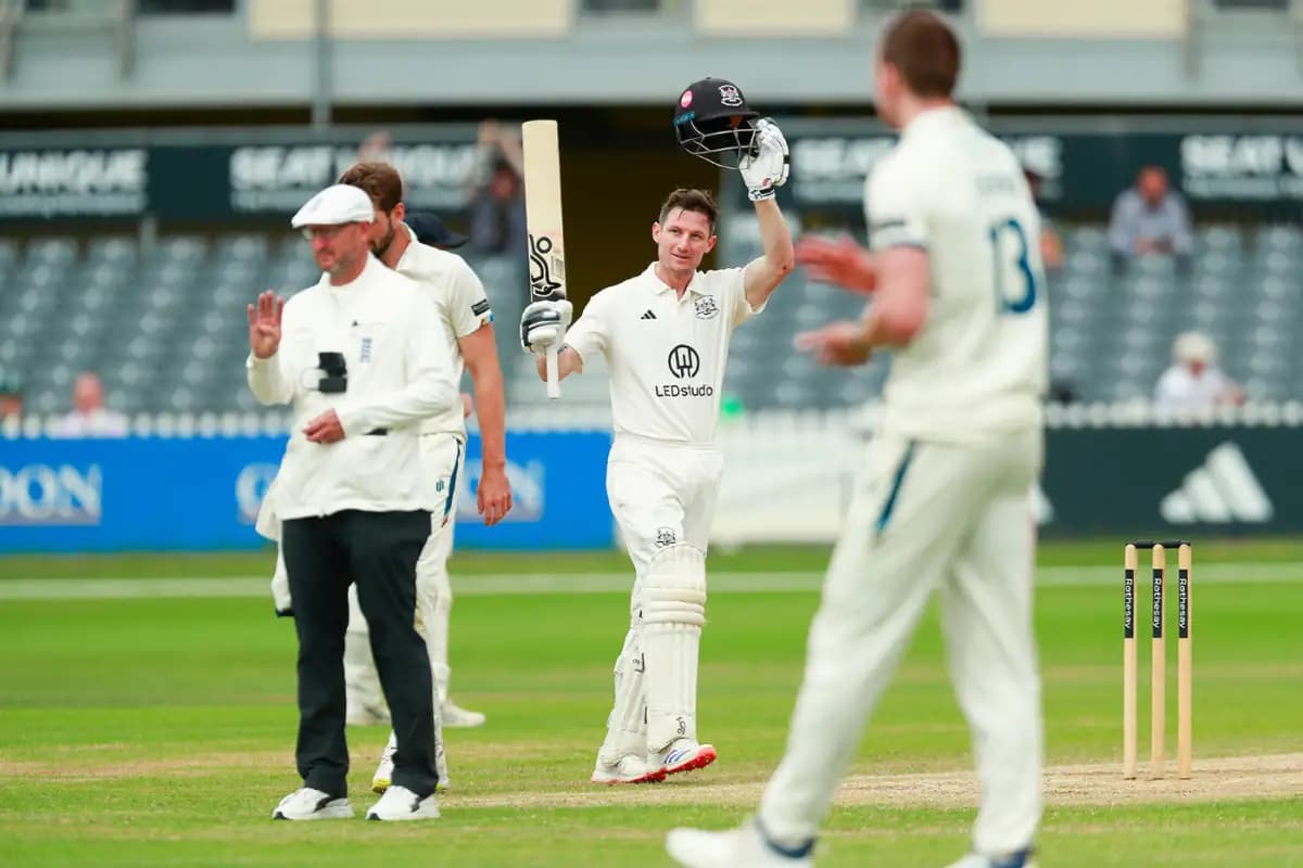 Bracey and Akhter Rally Gloucestershire After Glamorgan Fightback
