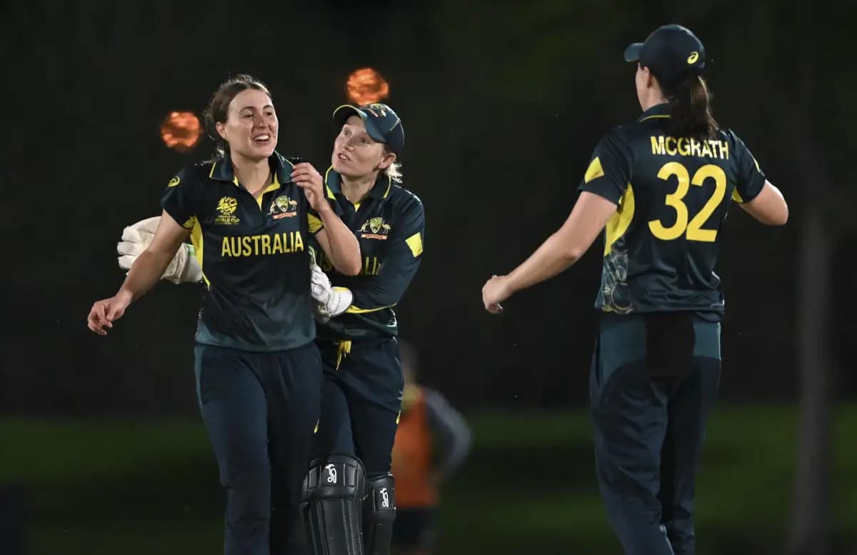 Tayla Vlaeminck devastated after injury rules her out of another WBBL season