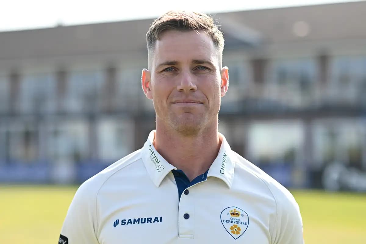 Reece’s Five-Wicket Haul Seals Innings Victory for Derbyshire
