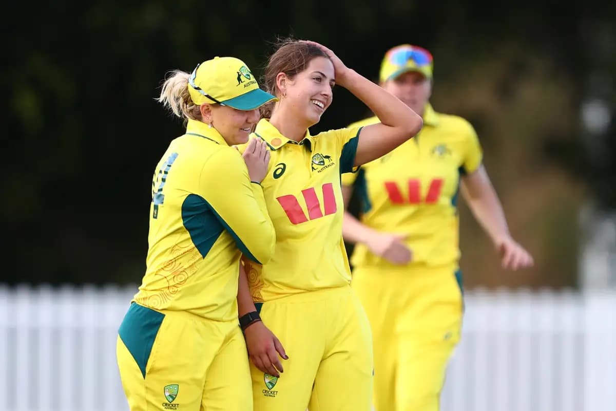 Dottin and Flintoff Shine as Renegades Triumph in Derby Clash Against Stars
