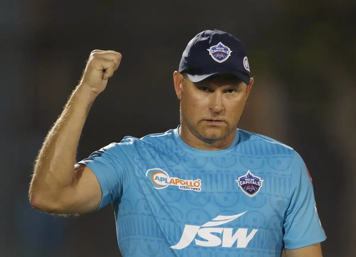 Harris Urges South Australia to Stay Grounded Despite Holding Twin Titles