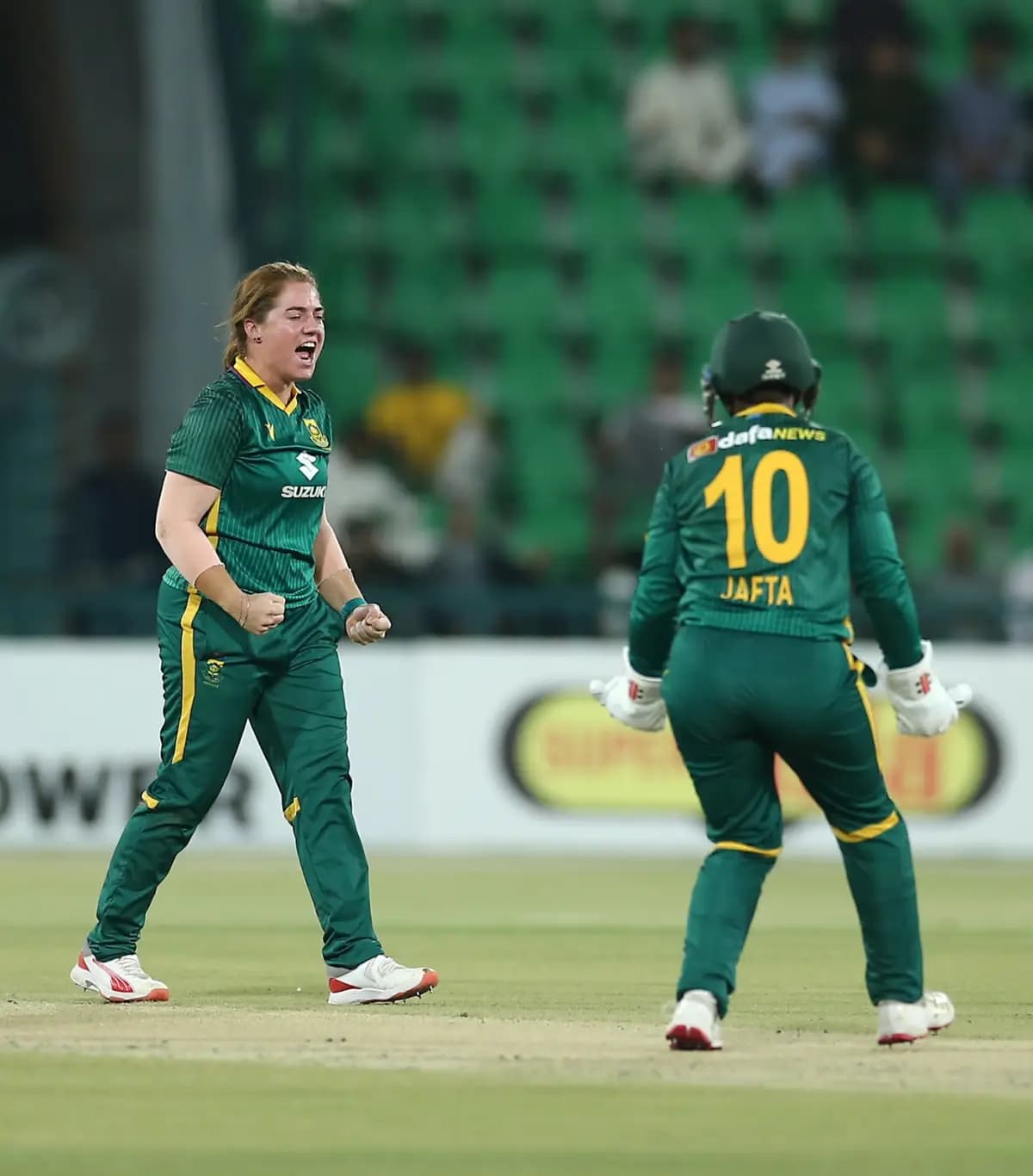 Confident South Africa Aim to Overcome England Test in Upcoming Clash