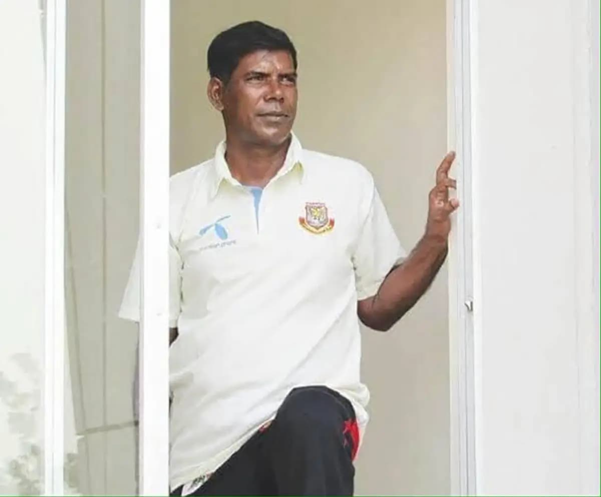 Bangladesh Coach Sarwar Imran Back to Work After Minor Stroke Scare