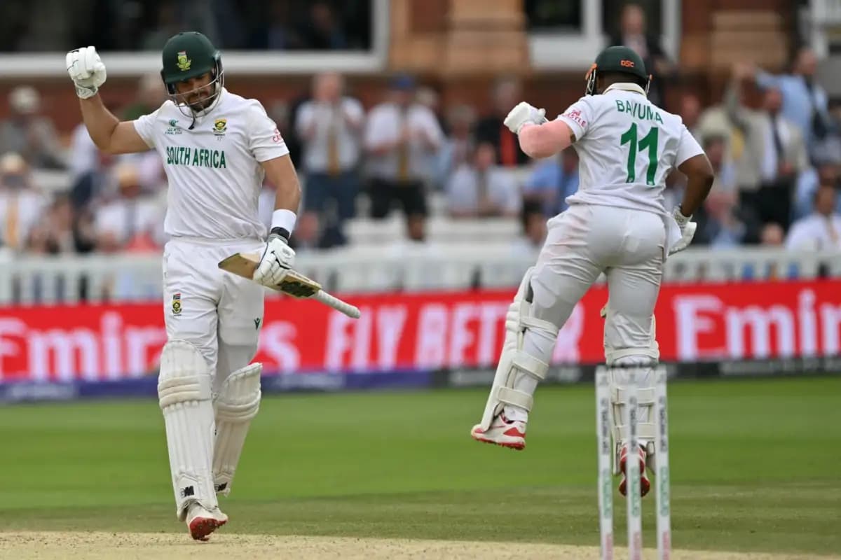 Injured Bavuma Battles On as South Africa Close in on WTC Glory