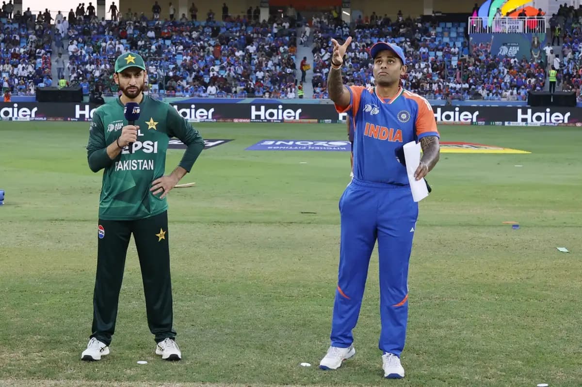 India Choose to Bowl, Recall Bumrah and Varun to XI