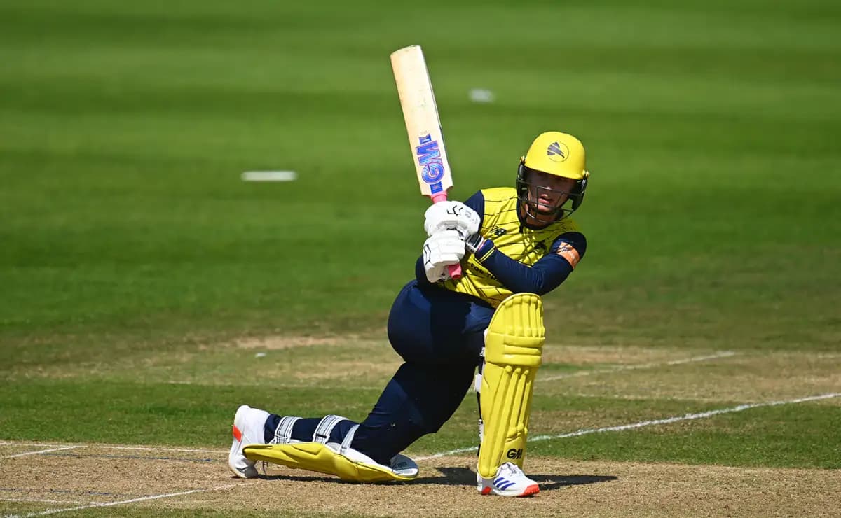 Freya Kemp Seals Thrilling Last-Over Win for Hampshire Hawks in Women’s Vitality Blast