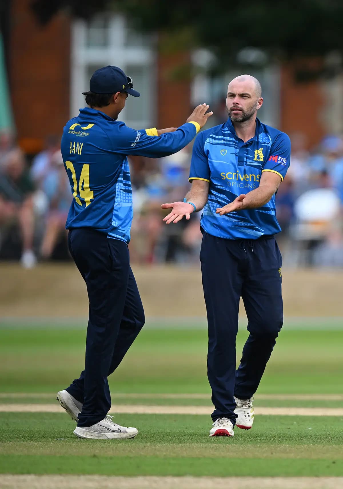 Middlesex Clinch Consecutive Away Wins in Dominant Fashion