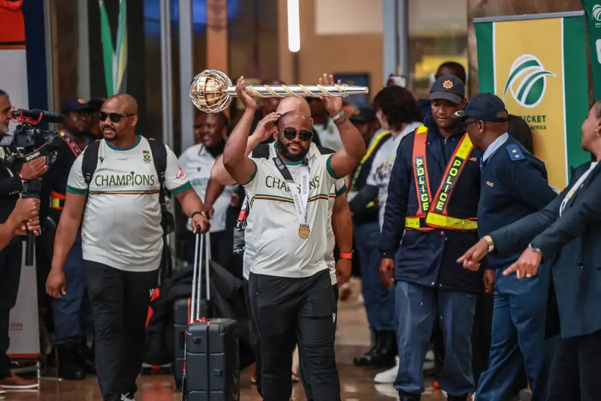 Bavuma Rested Due to Hamstring Management as South Africa Opt to Bat First