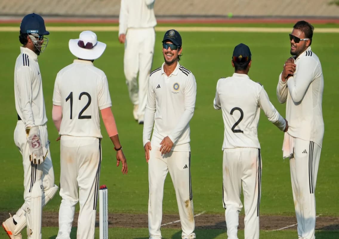 East Zone bat on with a 760-run lead as a draw would hand them the Duleep Trophy