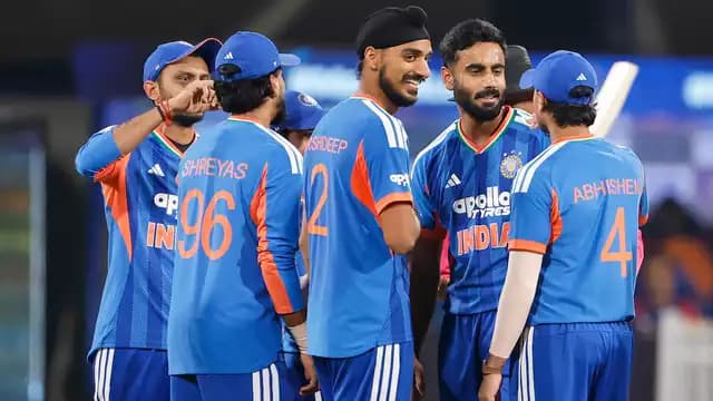 India defend a total for the first time on the tour as the dew stays away in Indore