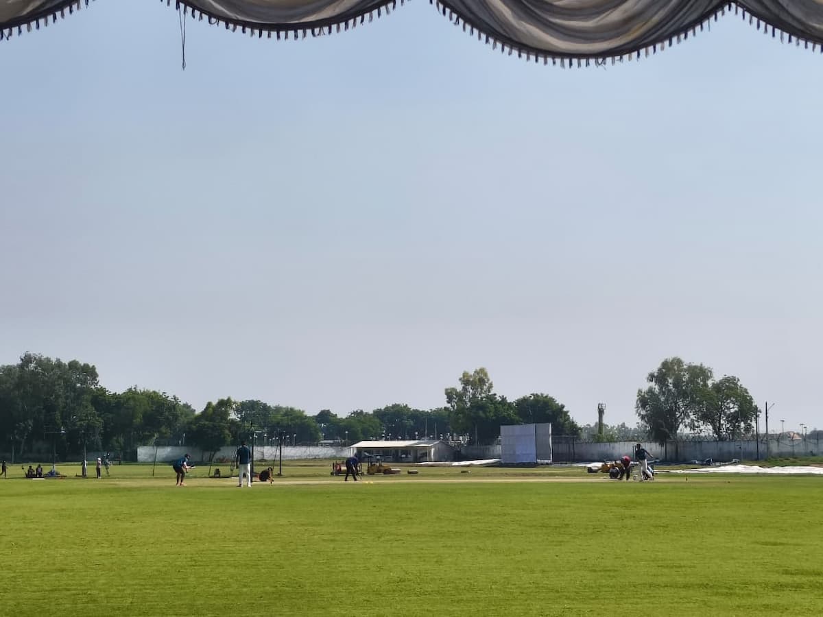 Bengal are bowled out twice in two days and leave Services needing 197