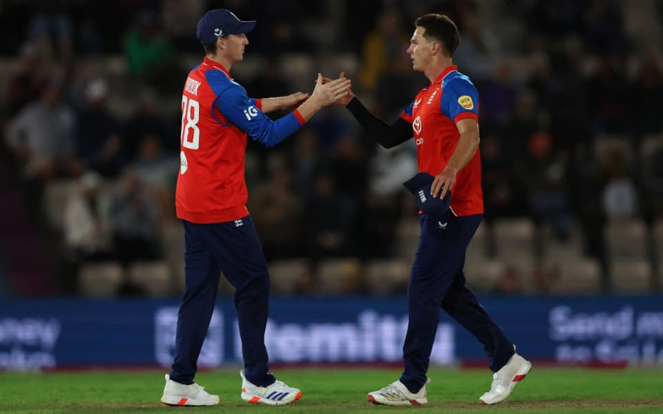 England look to seal the series in Cardiff as Sri Lanka search for a response