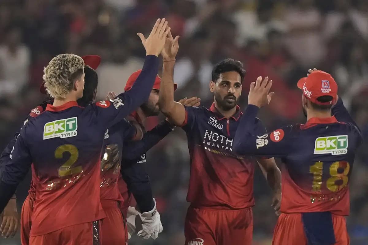 RCB Edge Home by Two Wickets in Last-Ball Finish