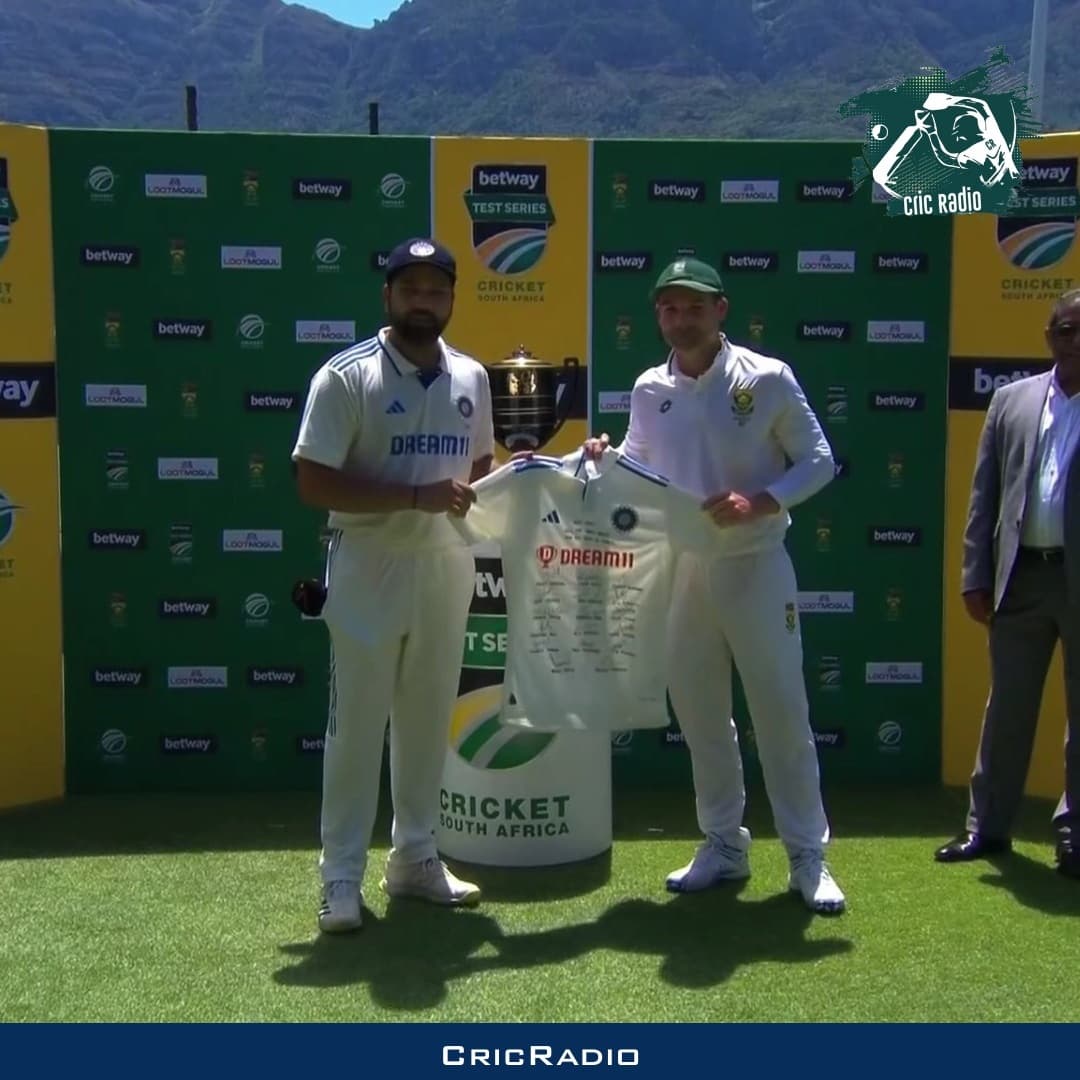 Captains Pose with the Trophy