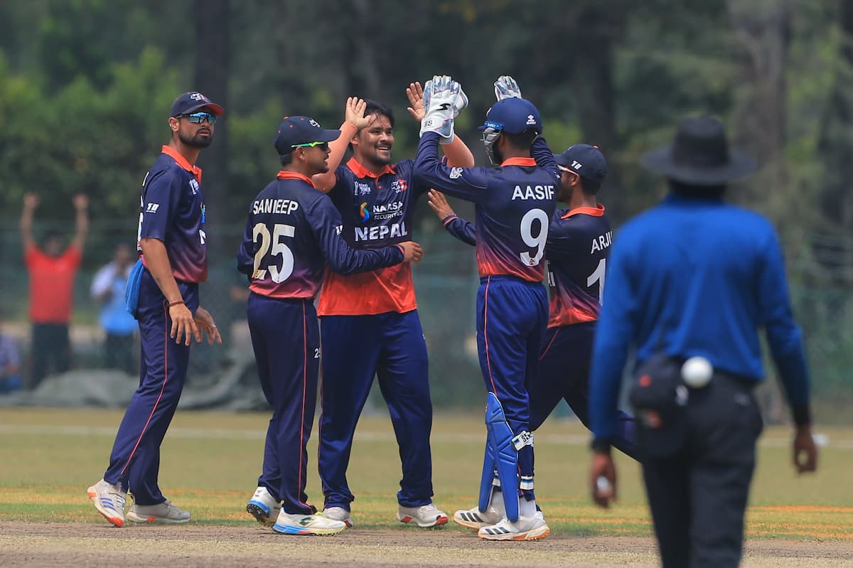 Aasif Sheikh's hundred carries Nepal past the UAE to the Premier Cup and an Asia Cup place