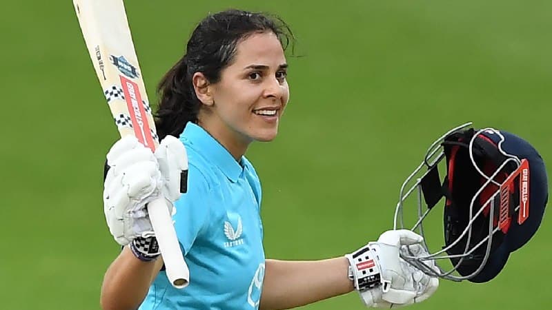 Maia Bouchier's century powers England to their highest ODI chase against Ireland