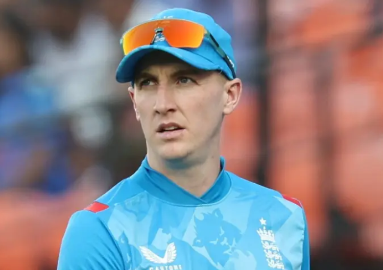England meet Sri Lanka in Rawalpindi with both sides chasing a first tri-series win