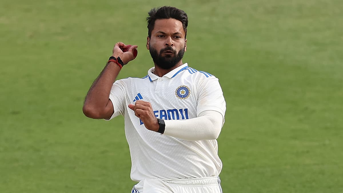 Mukesh Kumar joins Nottinghamshire for the County Championship title run-in