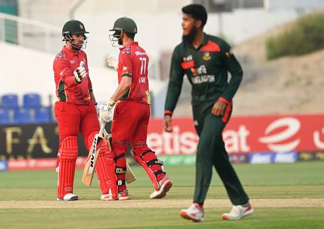Zimbabwe Veterans Craig Ervine and Brendan Taylor Star in 99-Run Rout of Bangladesh