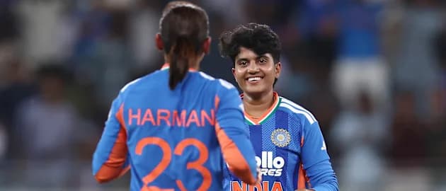 Sree Charani becomes the first India bowler past 800 points in the women's T20I rankings