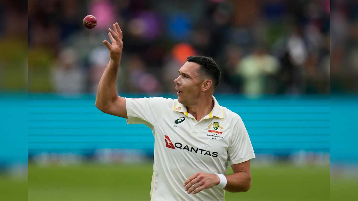 Boland takes four as South Africa reach 97 for 5 on a rain-shortened day in Gqeberha