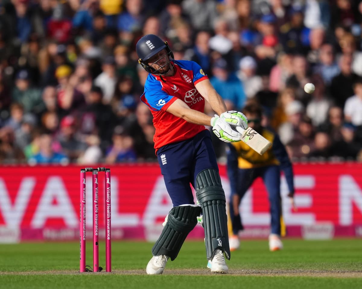 Buttler’s unbeaten 62 seals England’s 3-0 sweep and the T20I top ranking from India