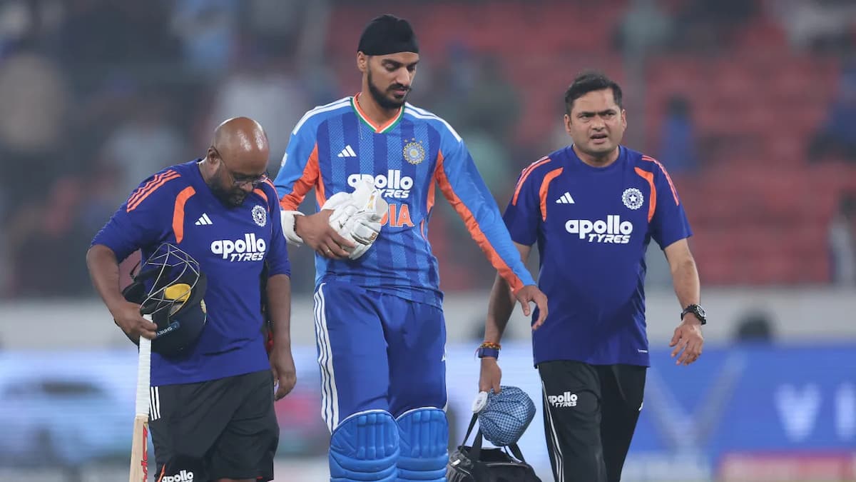 Arshdeep Singh retires hurt in Hyderabad and leaves India waiting on a fitness call